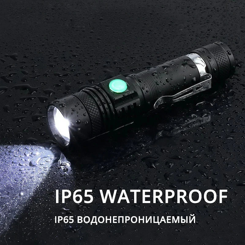 Lanterna tática LED potente. À prova d'água, recarregável por USB, zoom para áreas externas, acampamento.